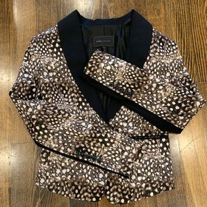 EUC BCBG S patterned blazer